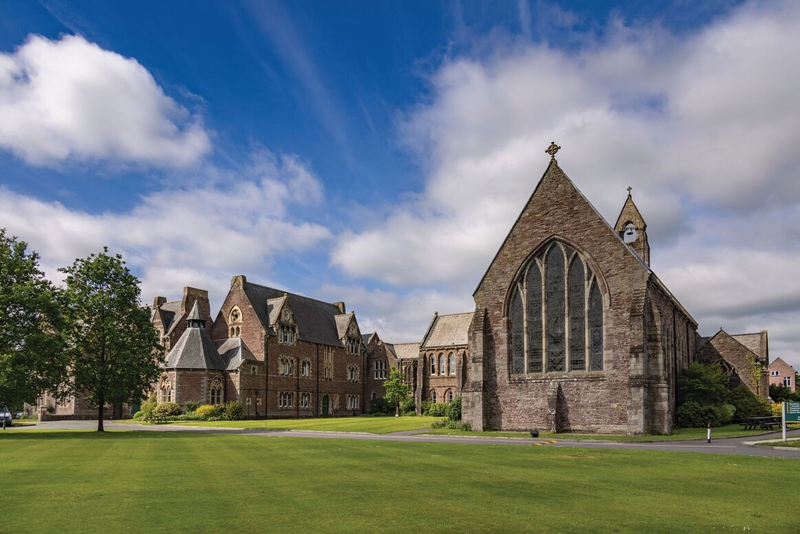 internat england - christ college brecon