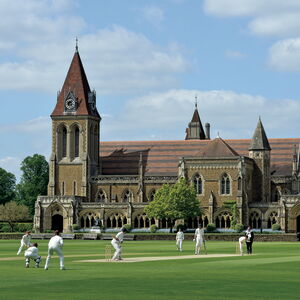 internat england - charterhouse